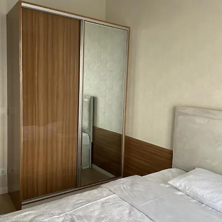 Brand-new 3-bedroom With Terrace Near Mall Of - Batisehir 36 Apartment