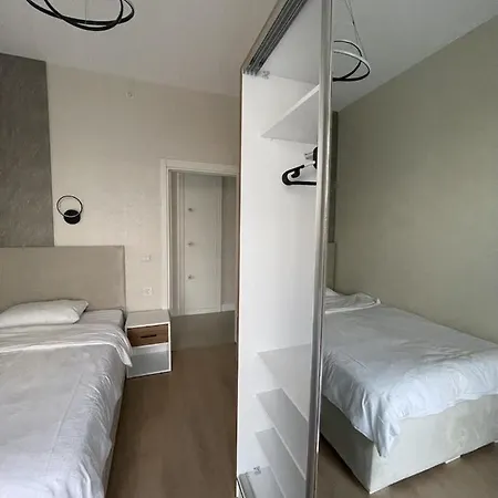Brand-new 3-bedroom With Terrace Near Mall Of - Batisehir 36 شقة اسطنبول