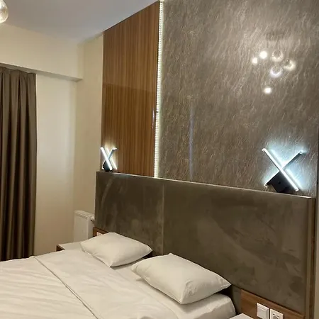 Brand-new 3-bedroom With Terrace Near Mall Of - Batisehir 36 Apartment *